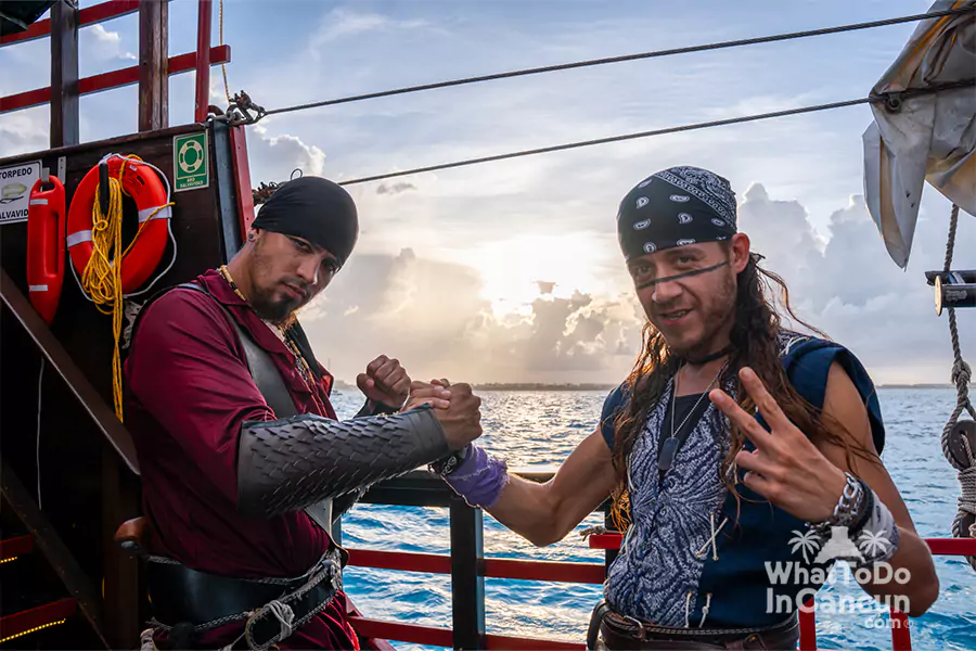 image of Jolly Roger Pirate Show Cancun